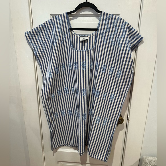 Blue Stripe Mini Sullivan Embroidered Caftan
TUCKERNUCK Size‎ XL - Picture 9 of 9